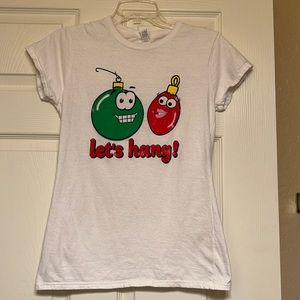 Women’s M graphic Christmas T-shirt